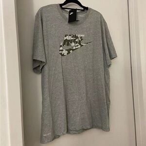 Men’s Nike Dri-fit Camo Swoosh Grey Heather Size XXL